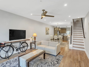 University City - Philadelphia 6 Bedroom Home by RedAwning
