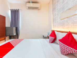 OYO 1737 Hotel Celvasha