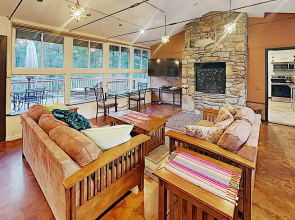 332 Bull Creek Road Home 2 Bedrooms 2 Bathrooms Home