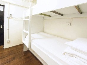 5footway.inn Project Chinatown 2