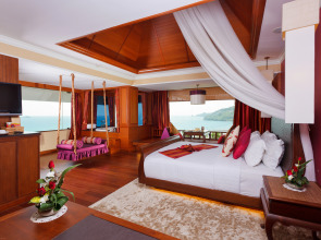 Diamond Cliff Resort & Spa, Patong Beach