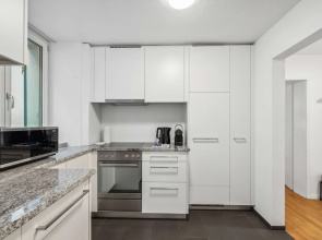 Modern 2 Bdr-flat top Location