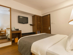 Country Inn Premier Pacific Mall Road Mussoorie