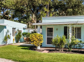 Island View Cottages