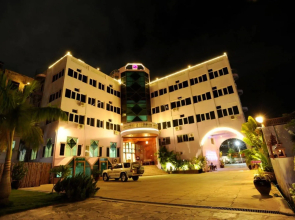 Kyi Tin Hotel
