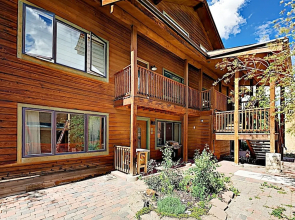 201 South 2nd Townhouse Unit A 2 Bedrooms 3 Bathrooms Townhouse