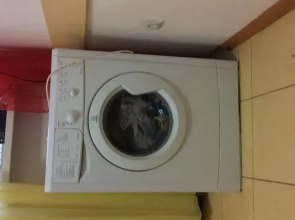 M&R Hostel