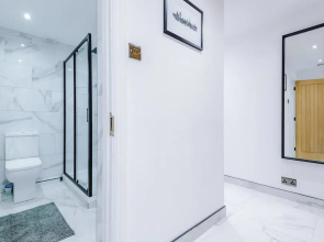 Modern 1BR Apartment in Whitefield