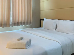Nice And Comfort 1Br At Sky Terrace Apartment