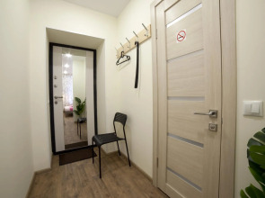 Диван и Чемодан на ул. Серафимовича, 1/4