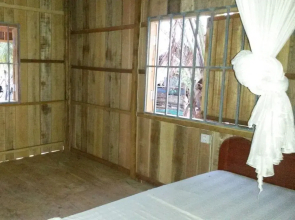 Sok San Long Beach Bungalow