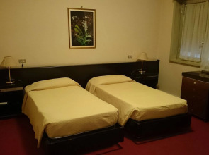 Отель Crisol Europa