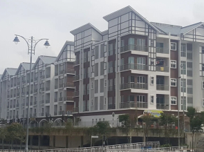 My 4Rooms Apartment @ Golden Hills Pasar Malam