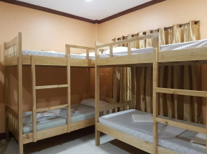 Stellaz Guesthouse