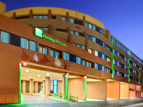 DoubleTree by Hilton Fullerton