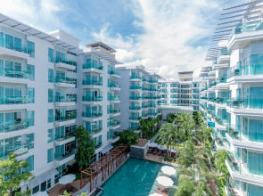 Курортный отель Fishermen's Harbour Urban Resort