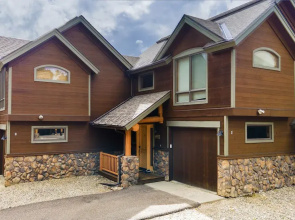 Antler Way At Lakota.... 3 Bedroom Townhouse by RedAwning