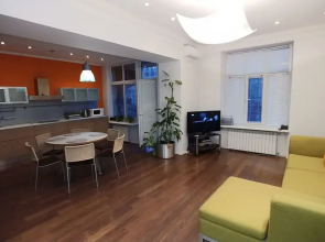 One bedroom. Luxery. 21 Khreshchatyk str. Centre