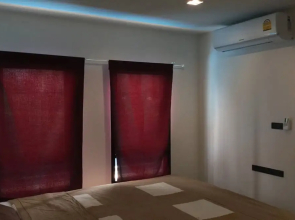 New York Condo by Renvio