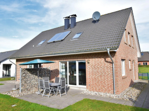 Lovely Holiday Home in Zierow with Garden near Seabeach