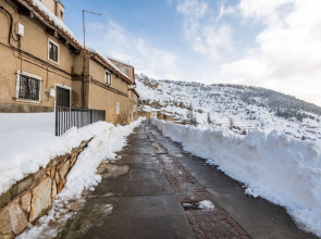 Comfy Apartment in Gudar With Heating