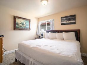 Oak Shores 102
