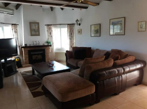 Spanish Villa in Stunning Location - Jalon Valley