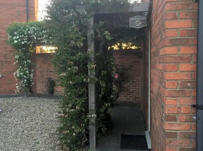 Foxes Den at Foxesway