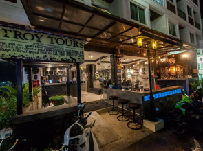 OYO 75321 Gemma Patong