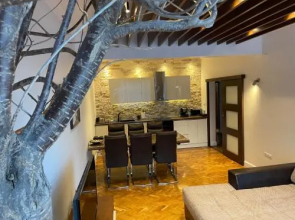 Apartment Antique Theatre