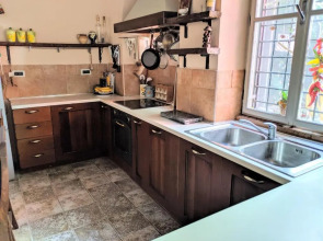 Private Courtyard Medieval Stone Home in Old Town