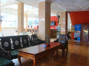 Sayang Maha Mertha Hotel