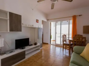 Villas 84 Est, Oest, Son Bou