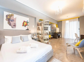 Stylish Apartment with Balcony  by Cloudkeys