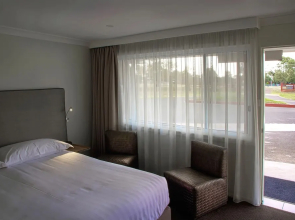 The Duck Inn Apartments