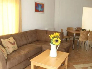 Lelle Park Apartmanhaz
