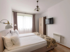 Grand Royale Apartment Complex & Spa