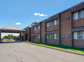Quality Inn St. Cloud West