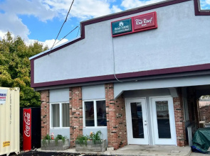 HomeTowne Studios by Red Roof Georgetown, KY
