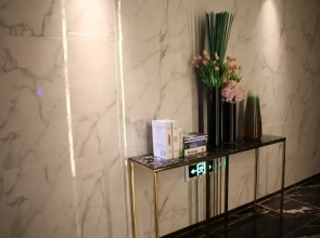 R-Kiss Boutique Hotel