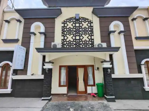 Adiputra Guesthouse 2