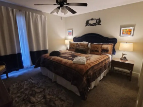 The Bear Den