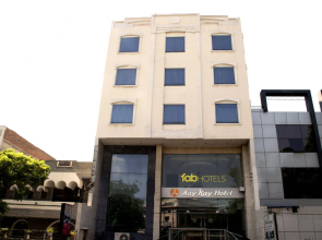 FabHotel Aay Kay Model Town