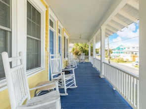 Sea View 4 by Tybee Vacation Rentals