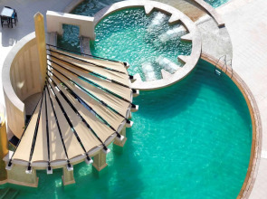 Отель Raffles Dubai