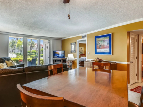 Dolphin Point 102b - Beautiful two Bedroom, two Bath, Sleeps 6 by Redawning