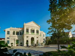 The Edison George Town