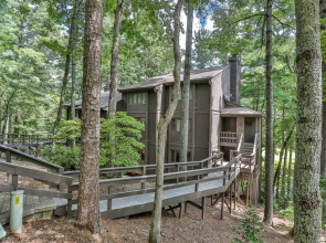 The Retreat at Lake Sconti