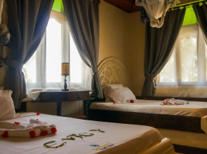 Smiles Beach Hotel