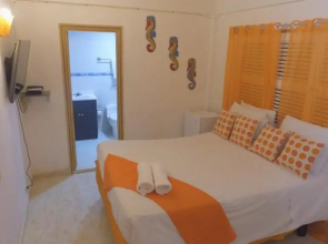 Casa Royal Palm Inn
